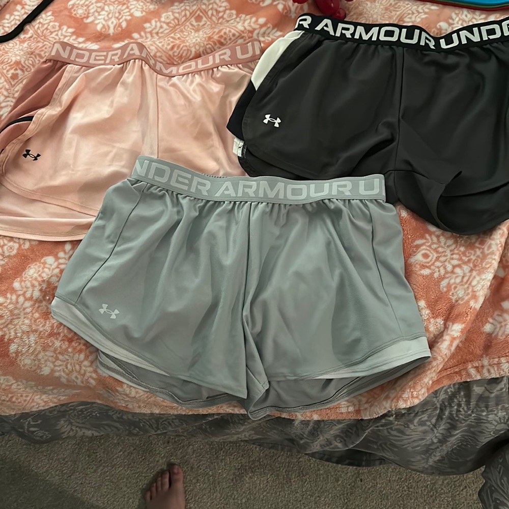 Bundle of Under armour shorts!